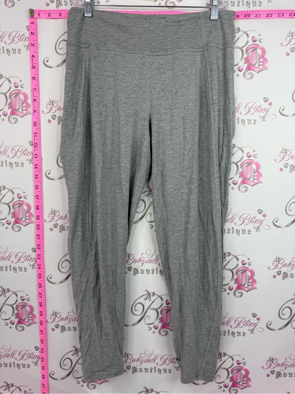 Lululemon capri cut out sides RARE Gray Women's Jersey Lounge Pants -